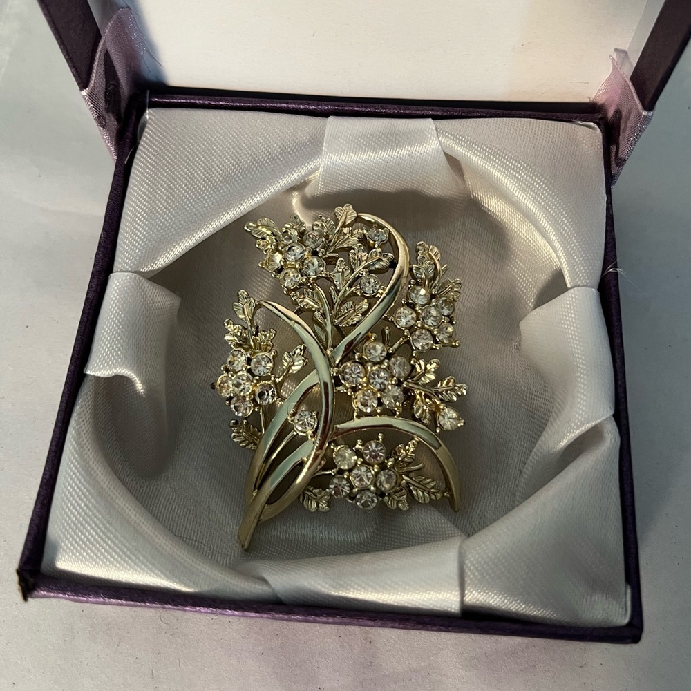 Vintage Brooch